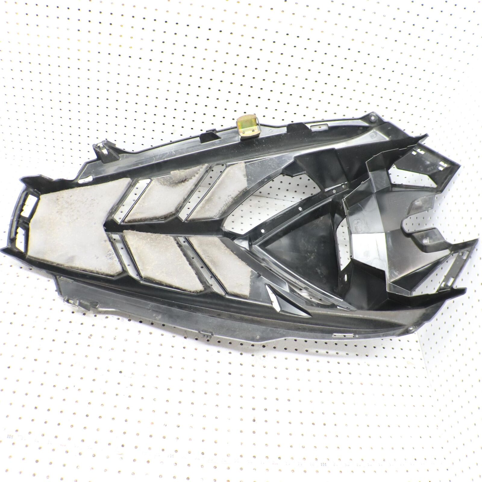 2014 POLARIS PRO RMK 800 HOOD SHROUD 5437509-070 (CRACKED)