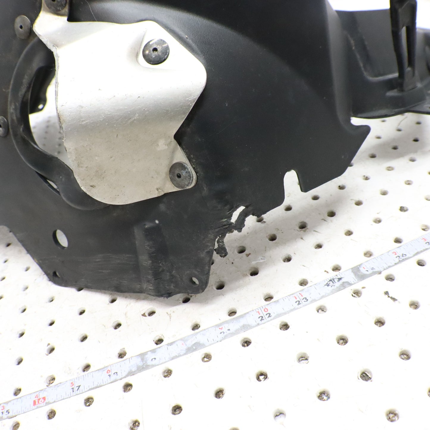 2016 Polaris Rush 800 Fender Bellypan Right 2635838