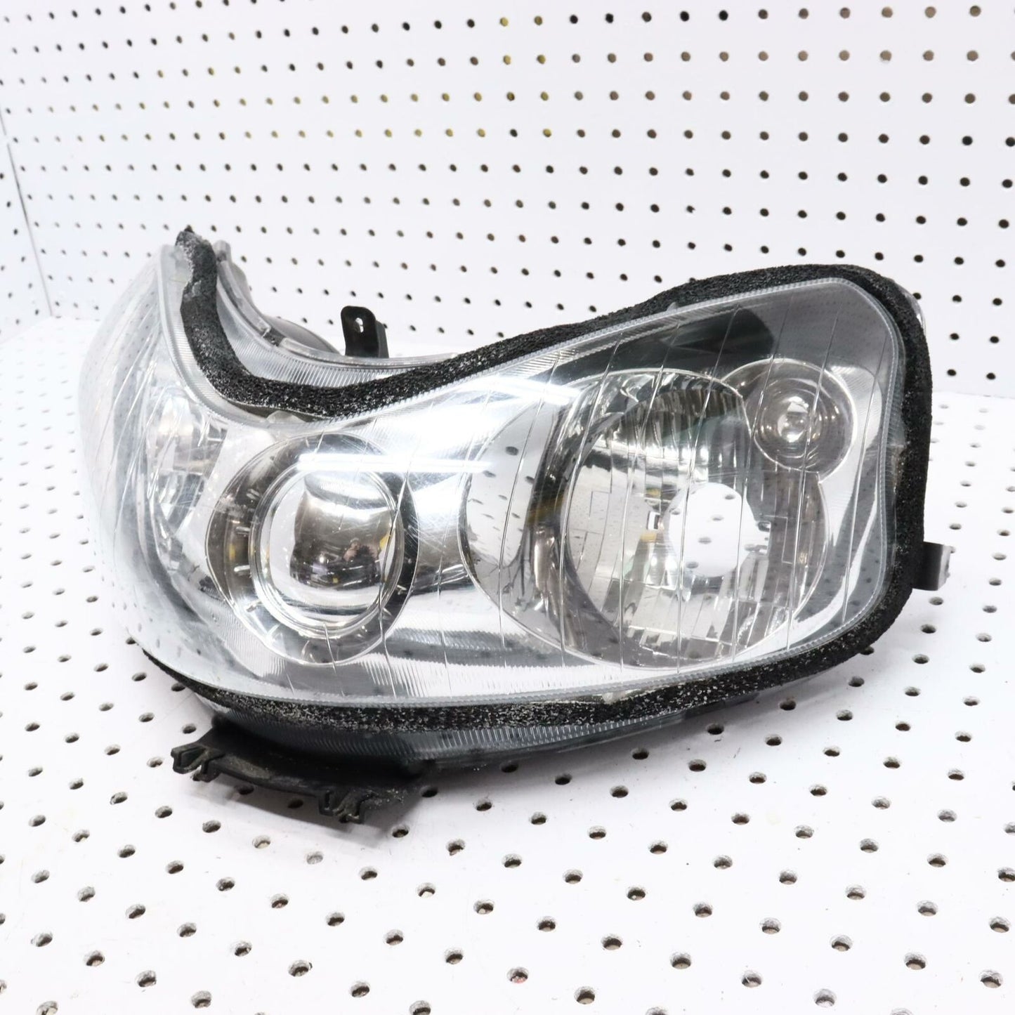 2006 POLARIS CLASSIC 700 HEADLIGHT 2410397