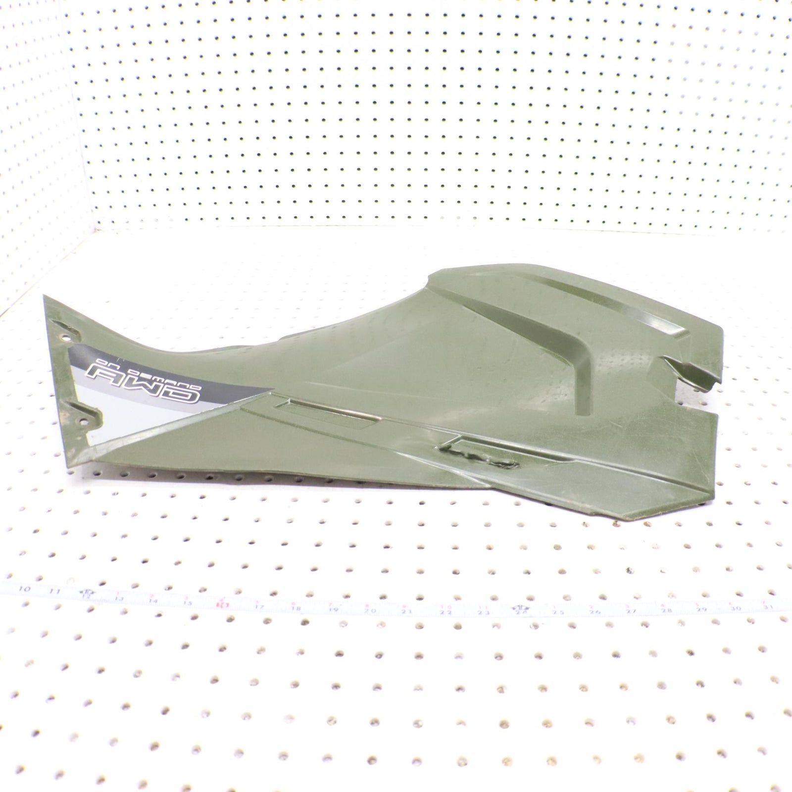 2014 Polaris Sportsman 570 Side Panel Cover Right 2636441-498 SMALL MELT SPOT
