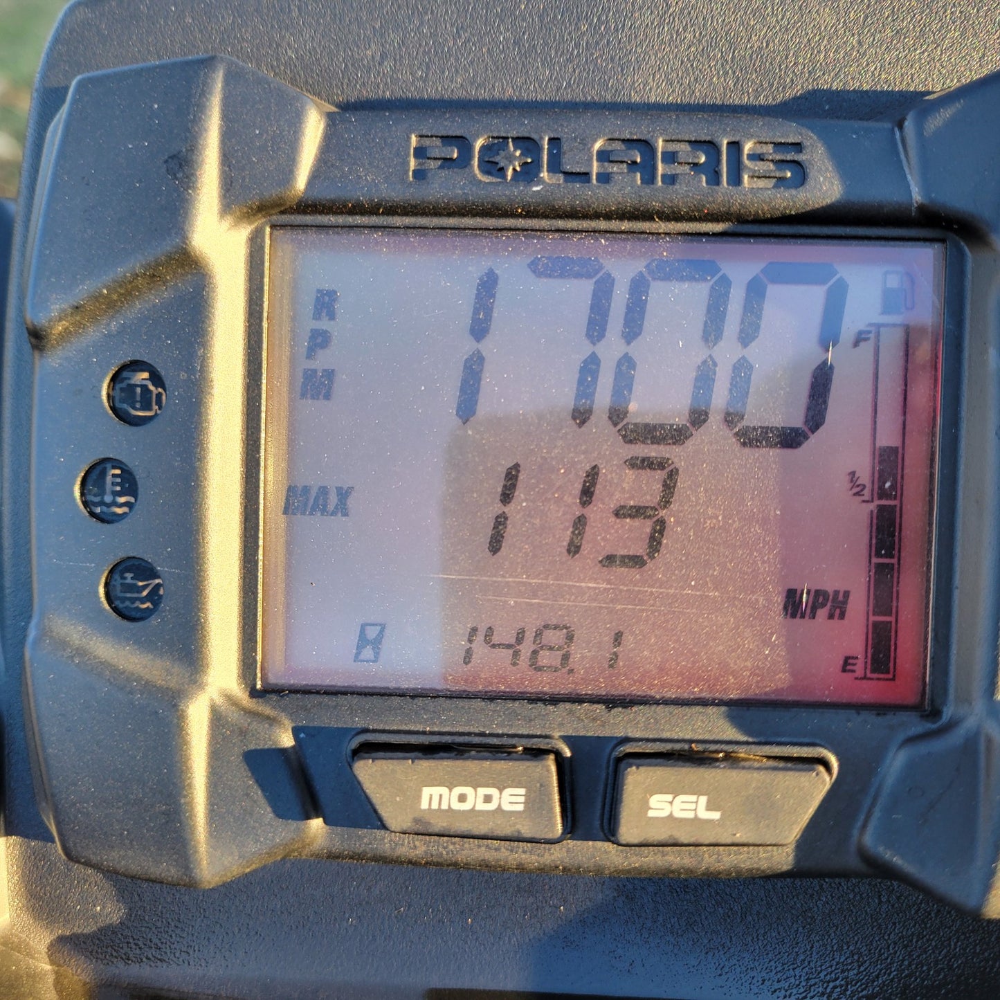 2016 Polaris Rush 800 Gauge Speedometer Display 2412901 148.1 HRS 4624 MIELS