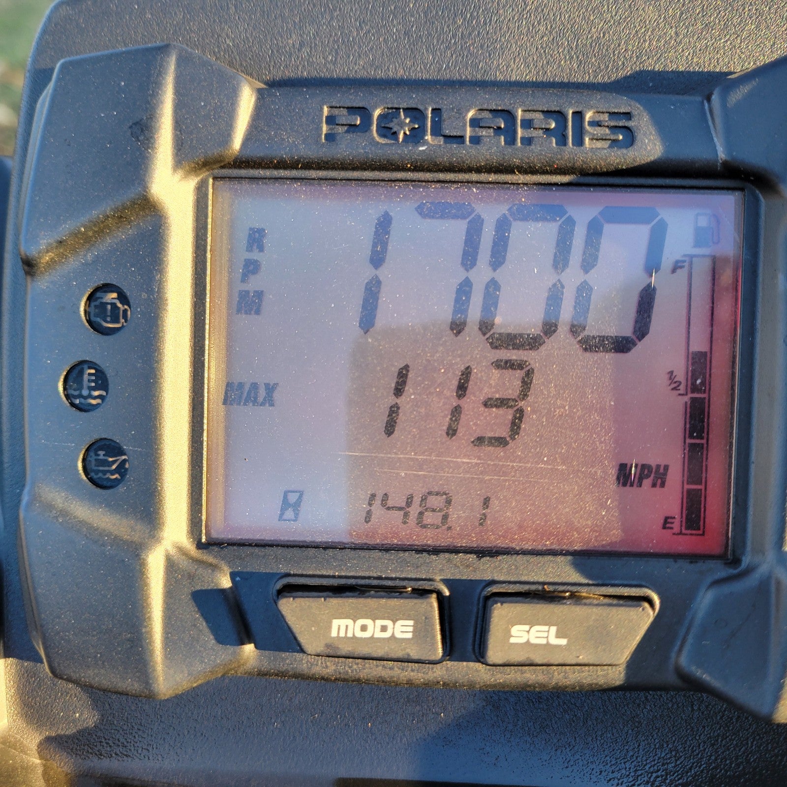 2016 Polaris Rush 800 Gauge Speedometer Display 2412901 148.1 HRS 4624 MIELS