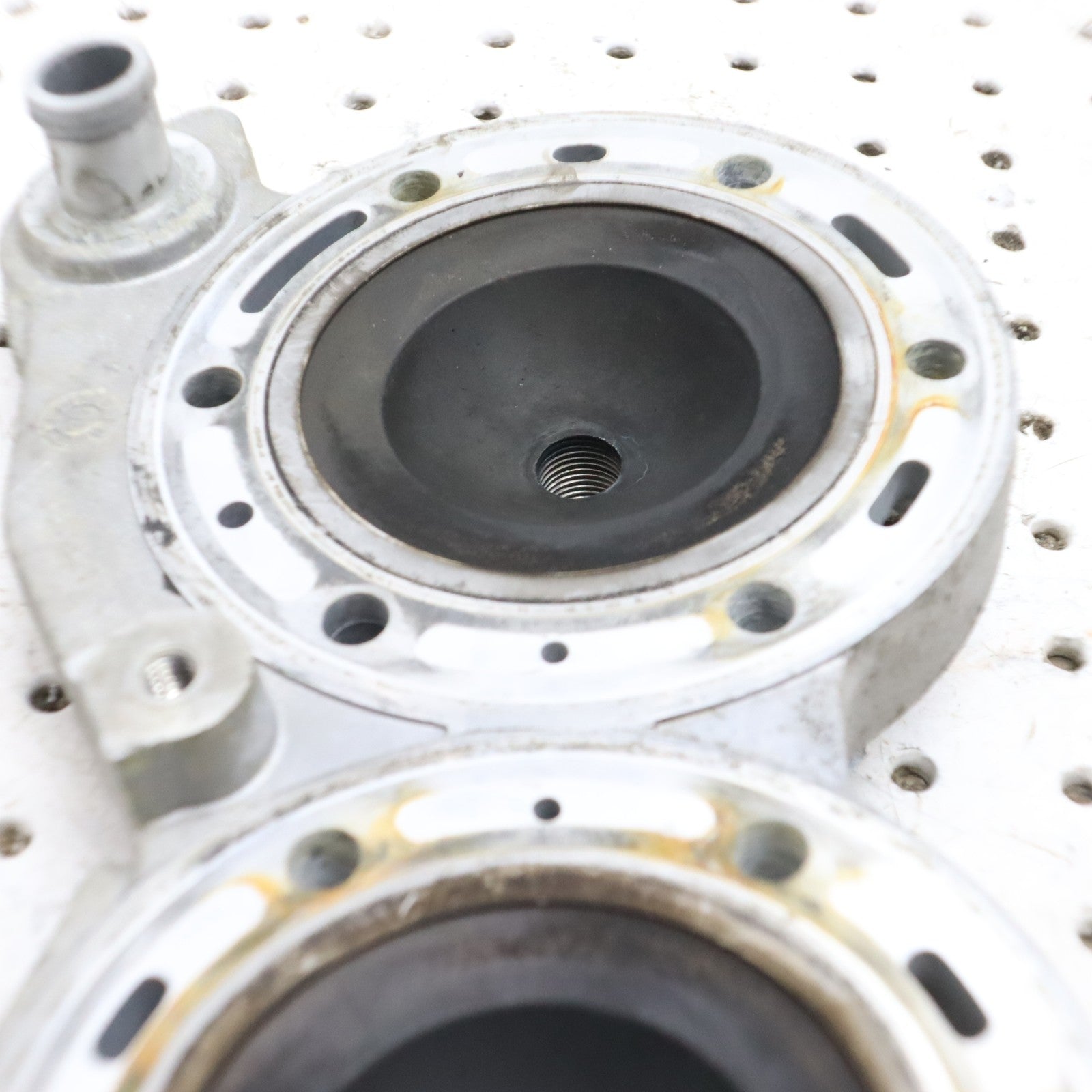 2007 Polaris Iq 600 Cylinder Head 3021790 GOOD!