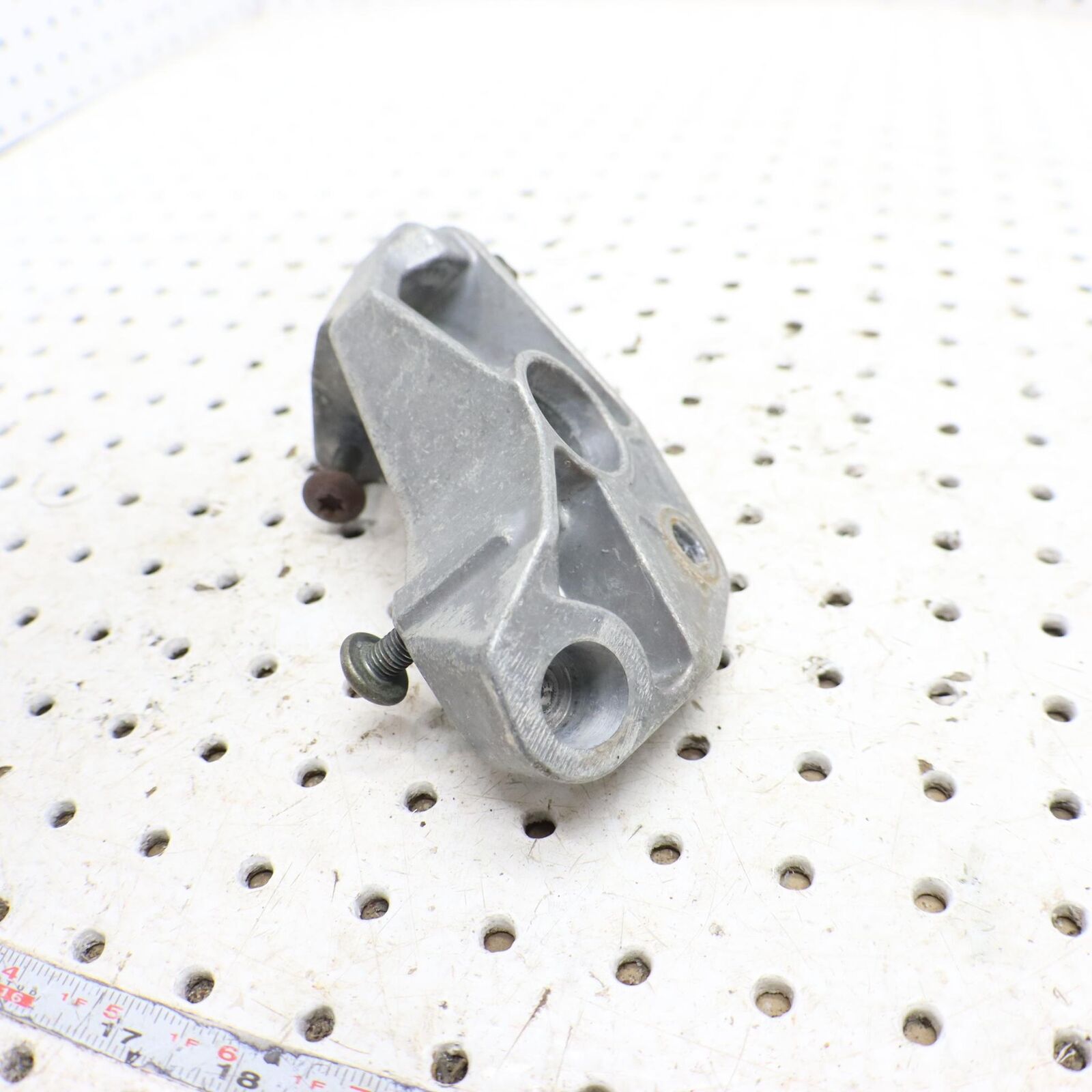 2015 POLARIS SWITCHBACK 800 FRAME SUPPORT BRACE, REAR, LEFT, MACH 5138292