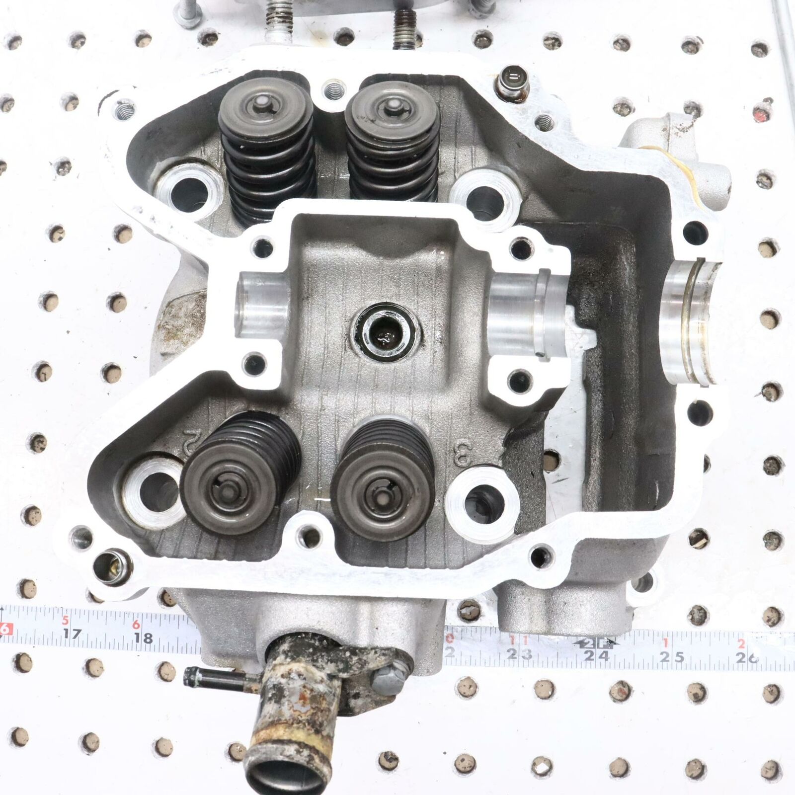 2004 ARCTIC CAT 650 CYLINDER HEAD COMP CYLINDER, RR  3201-065