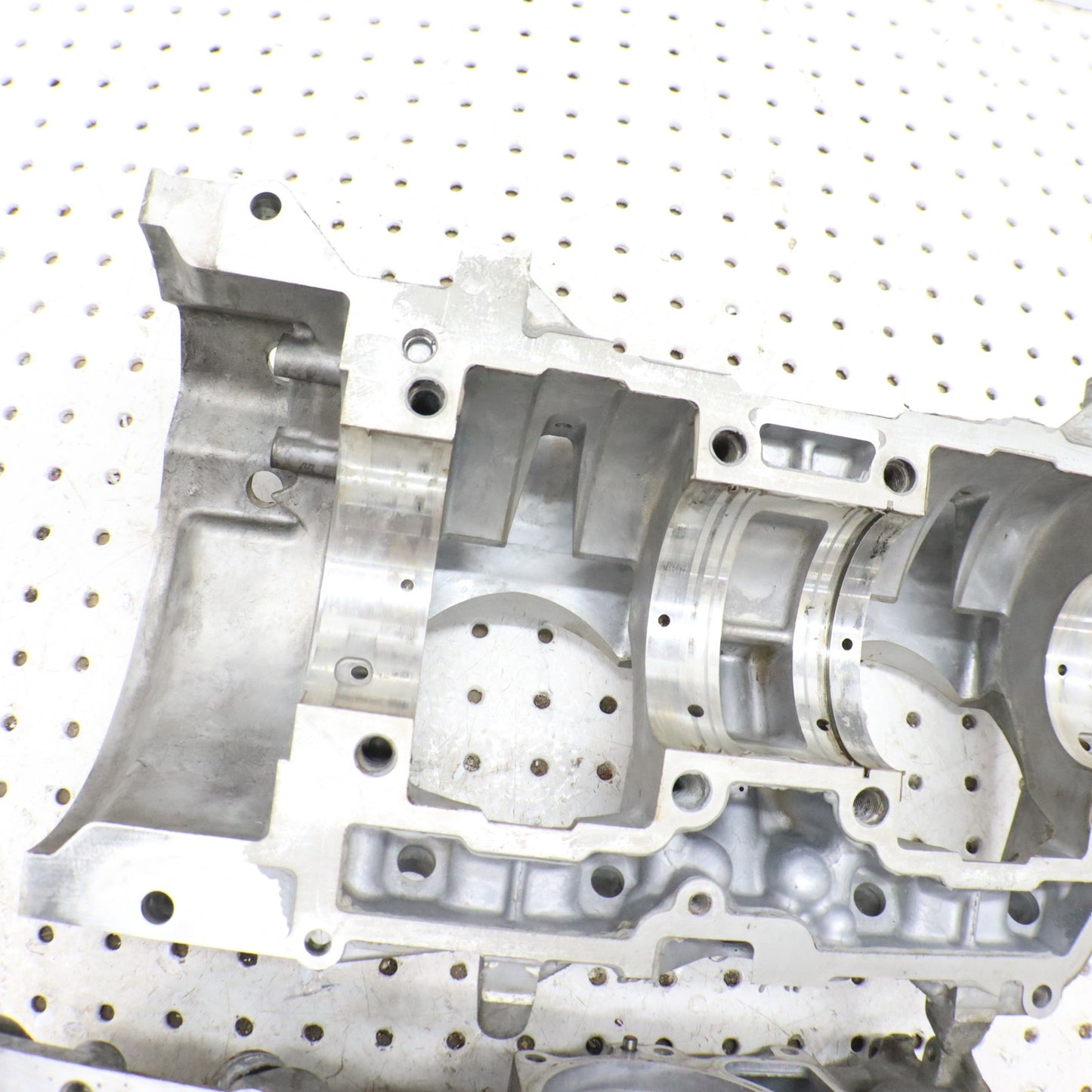 2009 Arctic Cat Crossfire R 8 Crankcase Engine Case Motor Crank Case 3007-526