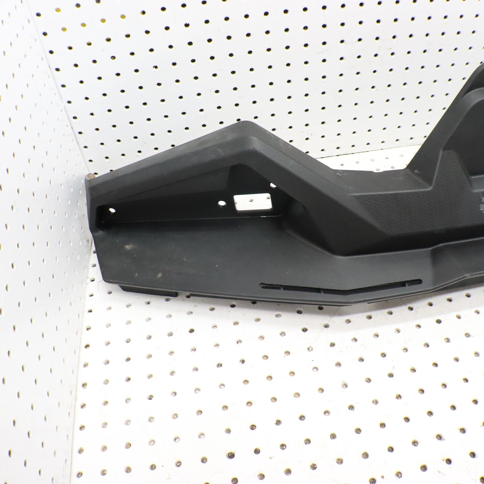 2024 Polaris Sportsman 570 Efi Eps Rear Fascia BUMPER TAIL LIGHT TRIM 5458421-07