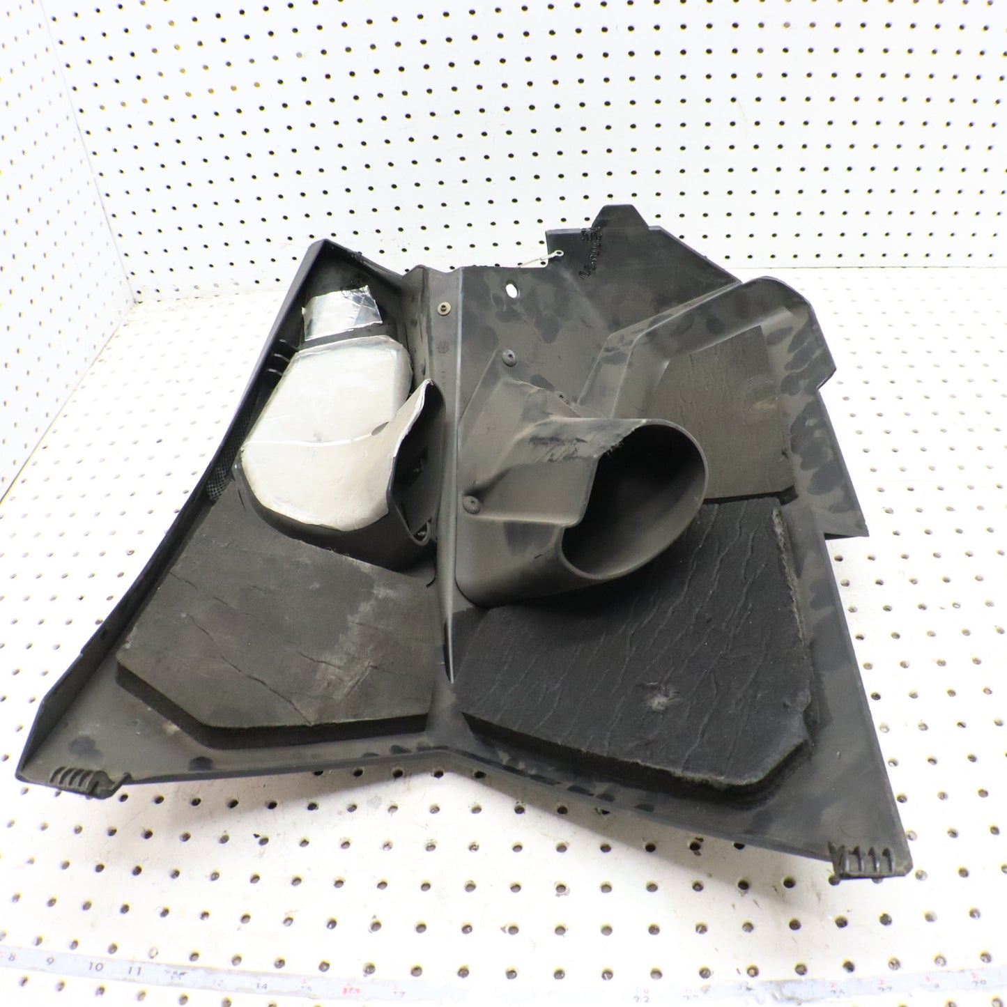 2015 Arctic Cat Xf 8000 Side Panel Left 4718-233 ; 4718-553 CRACKED