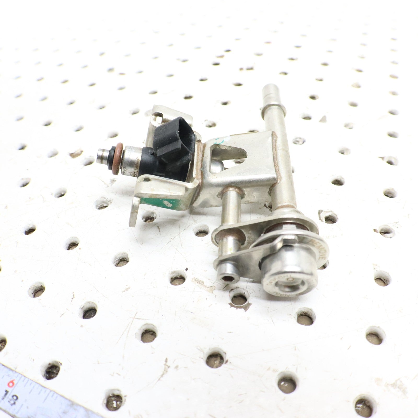 2016 Polaris Sportsman 570 Fuel Rail & INJECTOR 2521403 ; 2521068