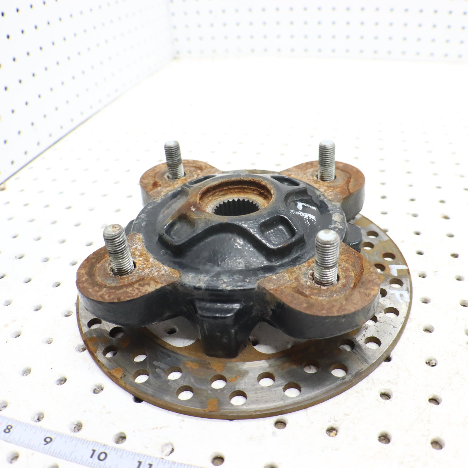 2013 Polaris Ranger Xp 900 Wheel Hub Front 5137387-067