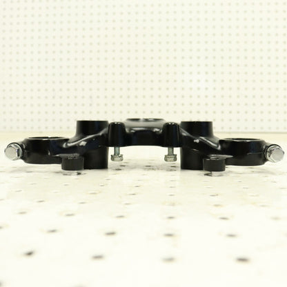 1982 KAWASAKI 305 CSR FORKS UPPER TRIPLE TREE CLAMP 44039-1012