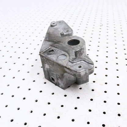 2006 POLARIS CLASSIC 700 ENGINE MOTOR MOUNT BRACKET 5134871