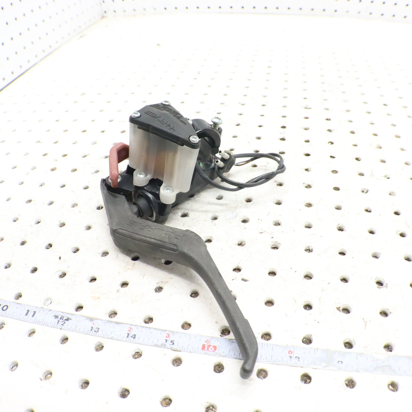 2016 Polaris Rush 800 Hand Brake Lever Master Cylinder 2206021