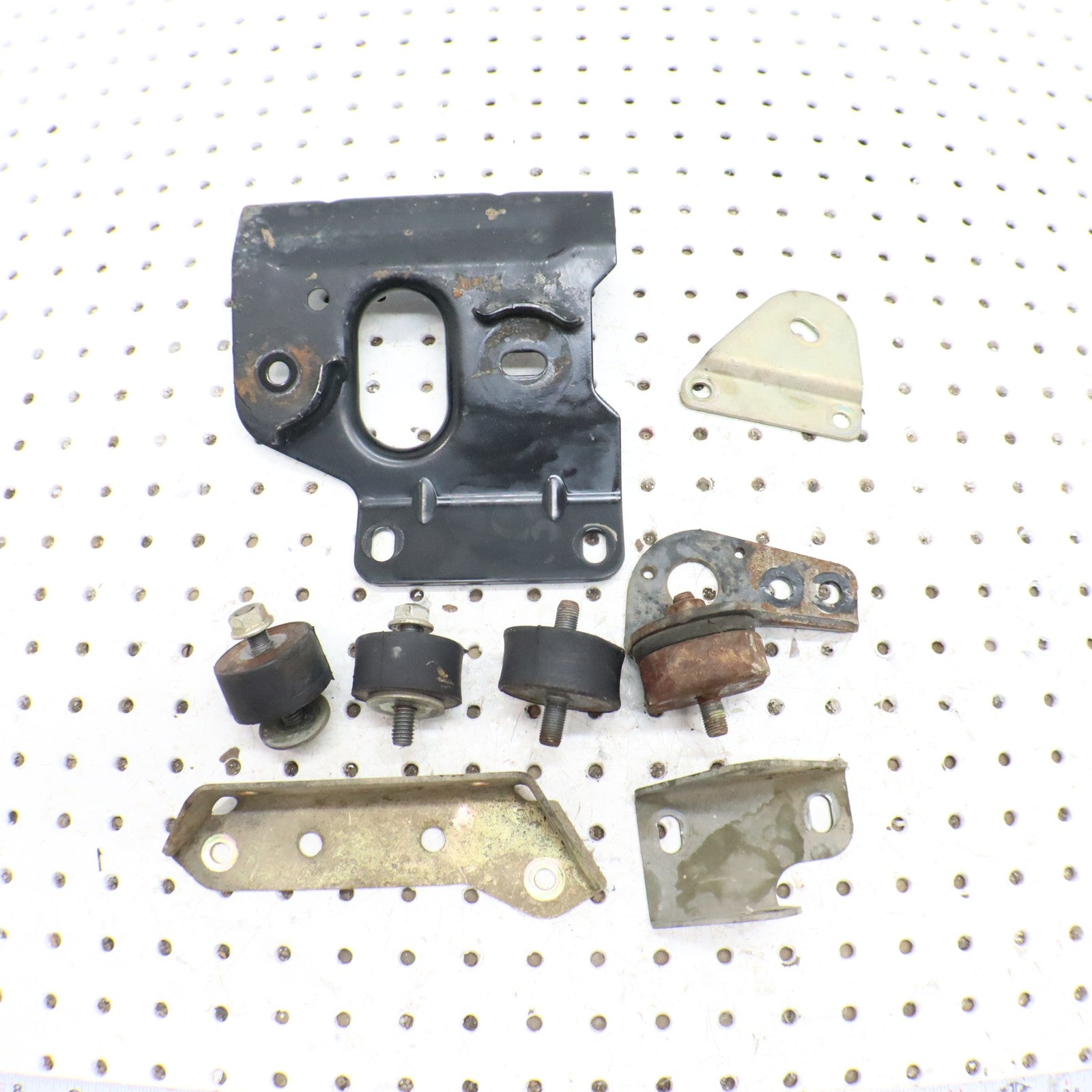2008 Polaris Sportsman 800 Engine Motor Mounts 5244771-067 1013134-067 5247368 