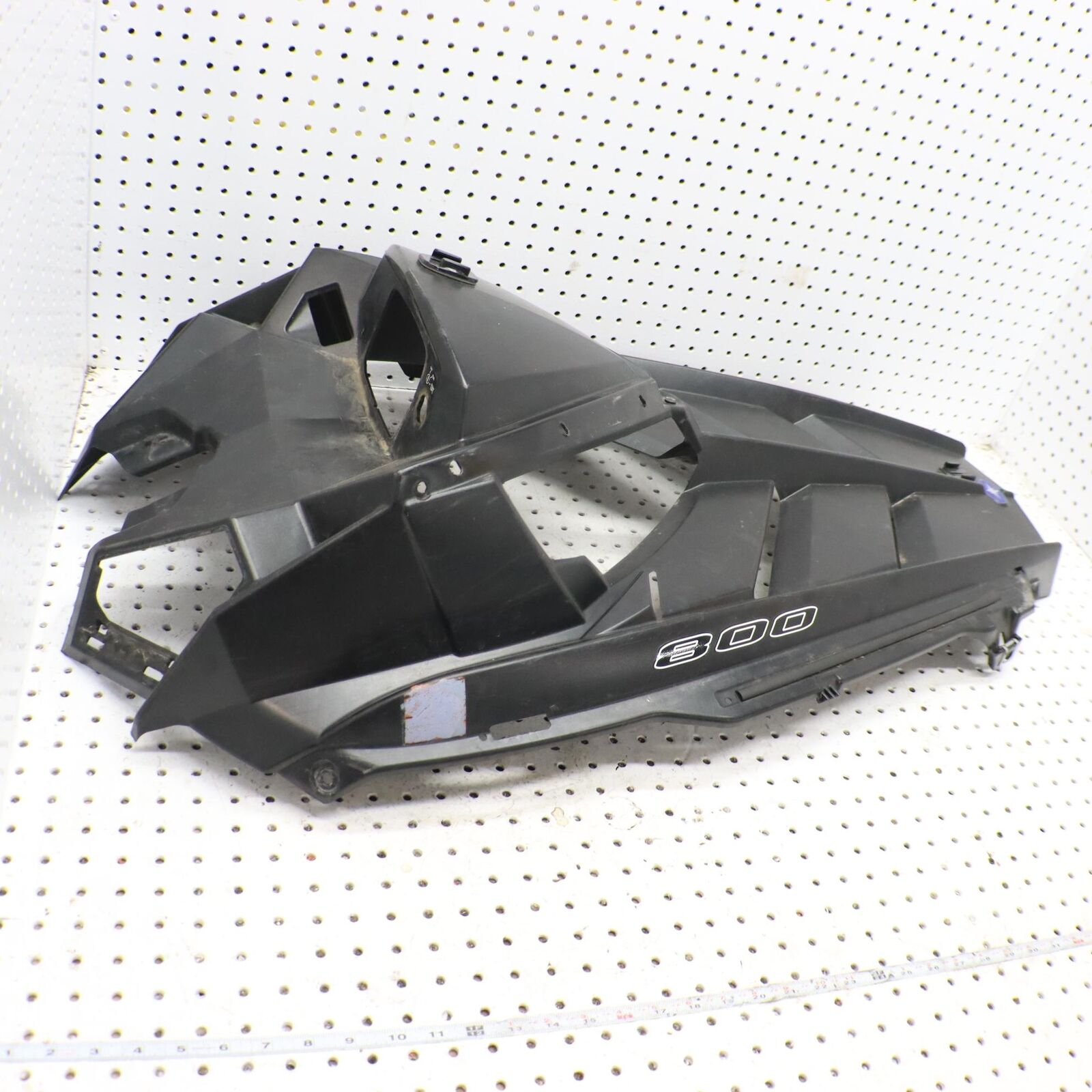 2014 POLARIS PRO RMK 800 HOOD SHROUD 5437509-070 (CRACKED)