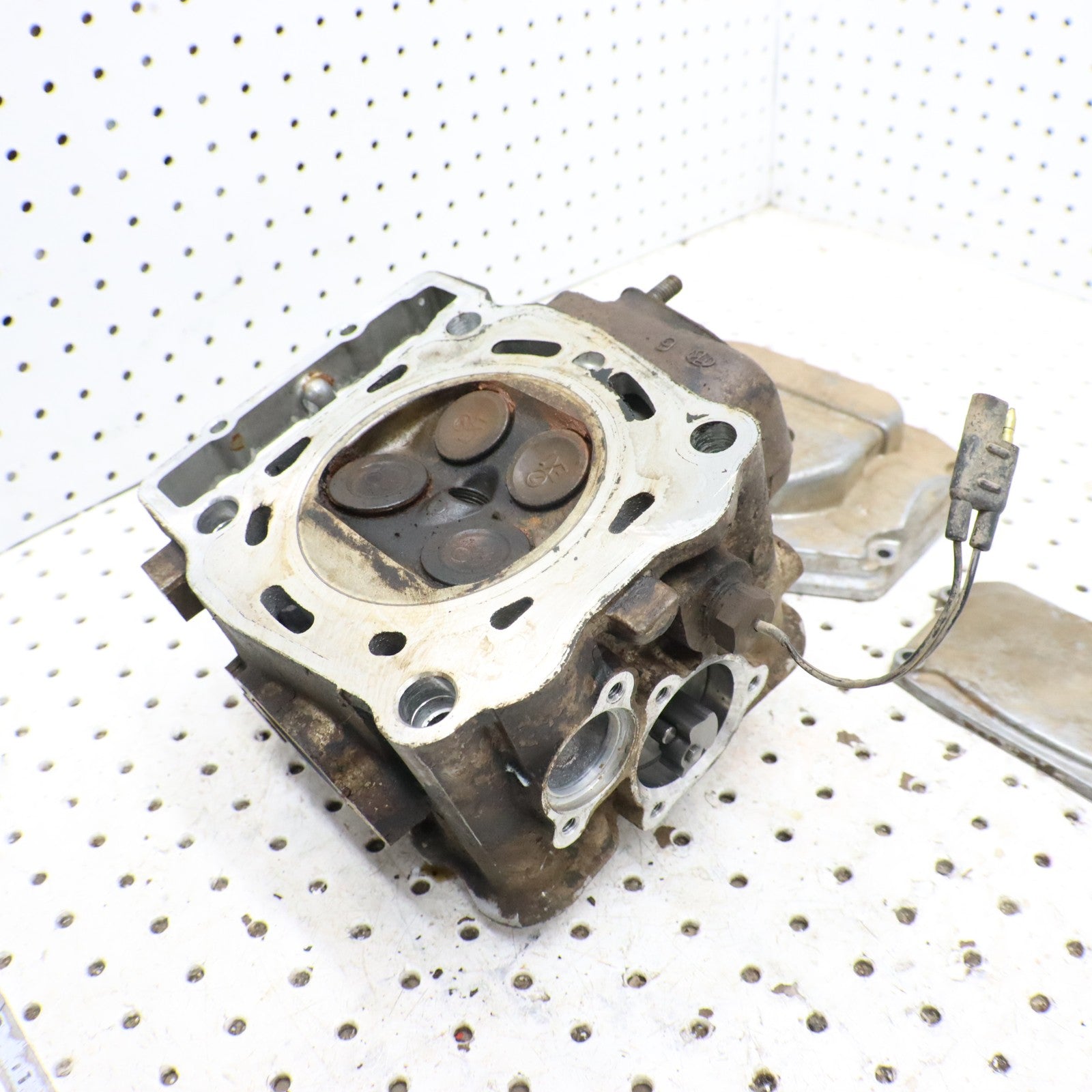 2004 Polaris Sportsman 500 Cylinder Head  3085527
