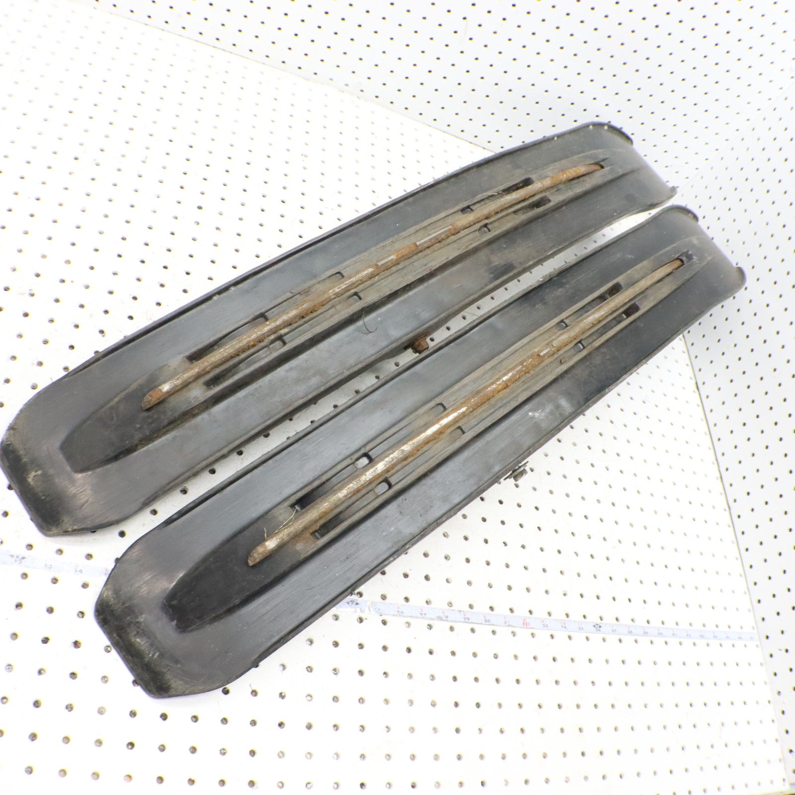 2007 Polaris Iq 600 Skis 1822933-070