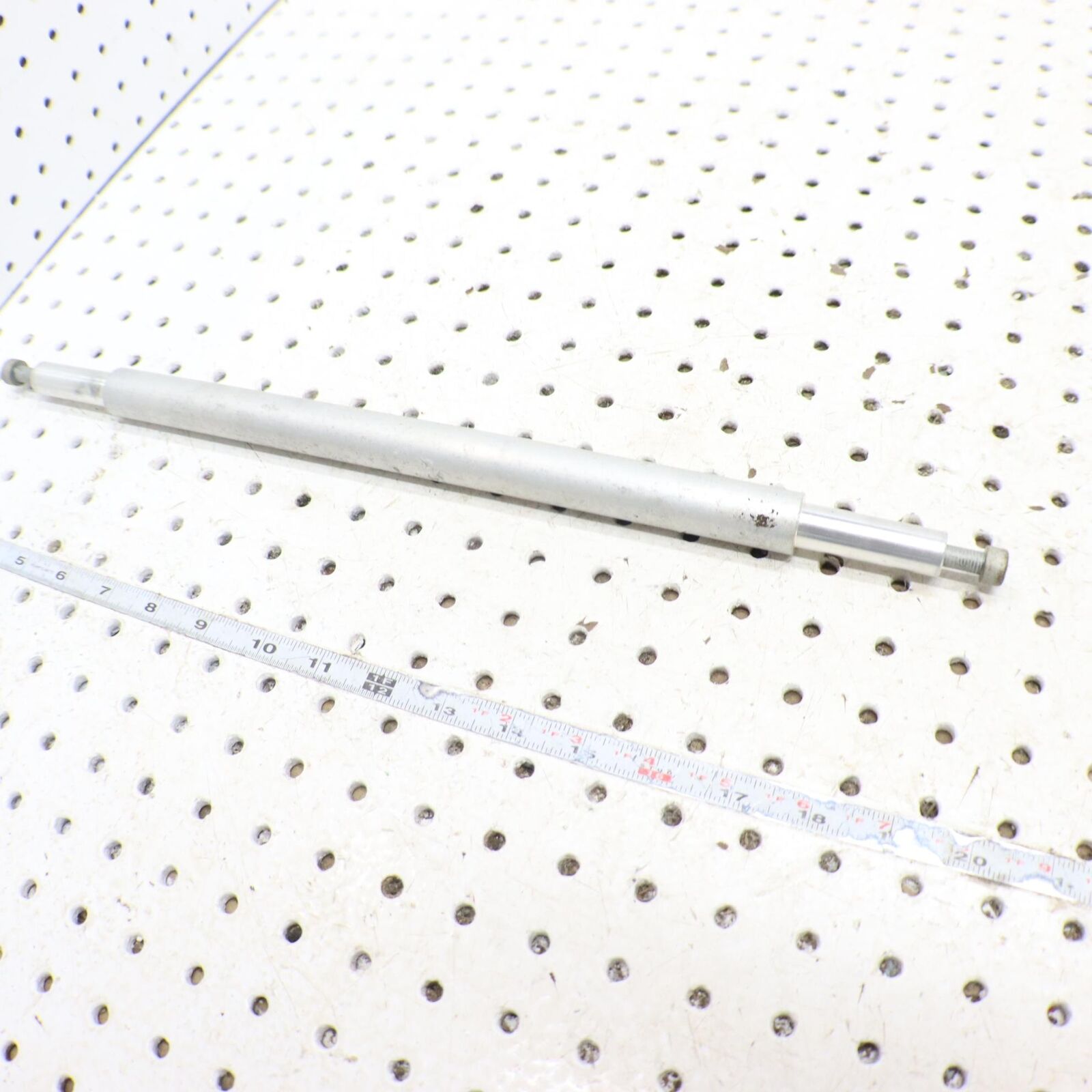 2015 POLARIS SWITCHBACK 800 REAR SUSPENSION CROSS AXLE SHAFT 5139816