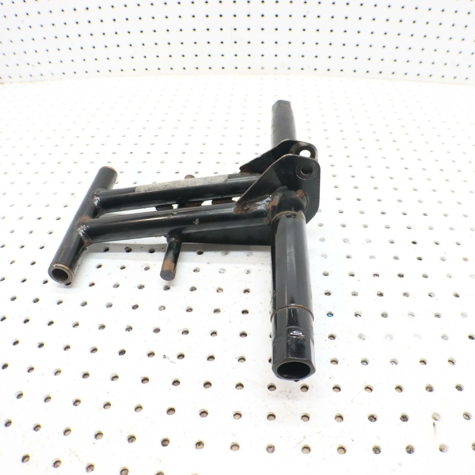 2015 ARCTIC CAT XF 6000 REAR IDLER TORQUE ARM 2704-002