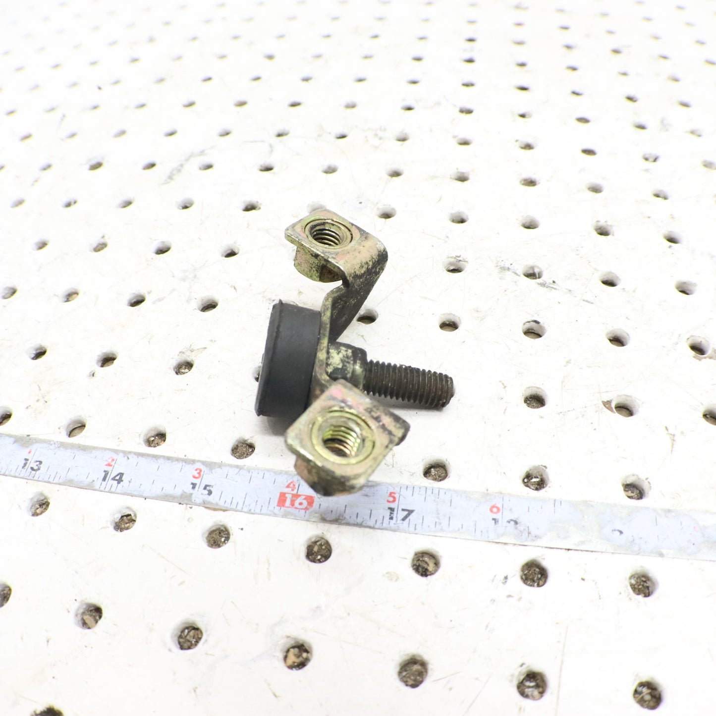 2007 Polaris Iq 600 Motor Engine Mount TORQUE ARM 1015728; 3021354 