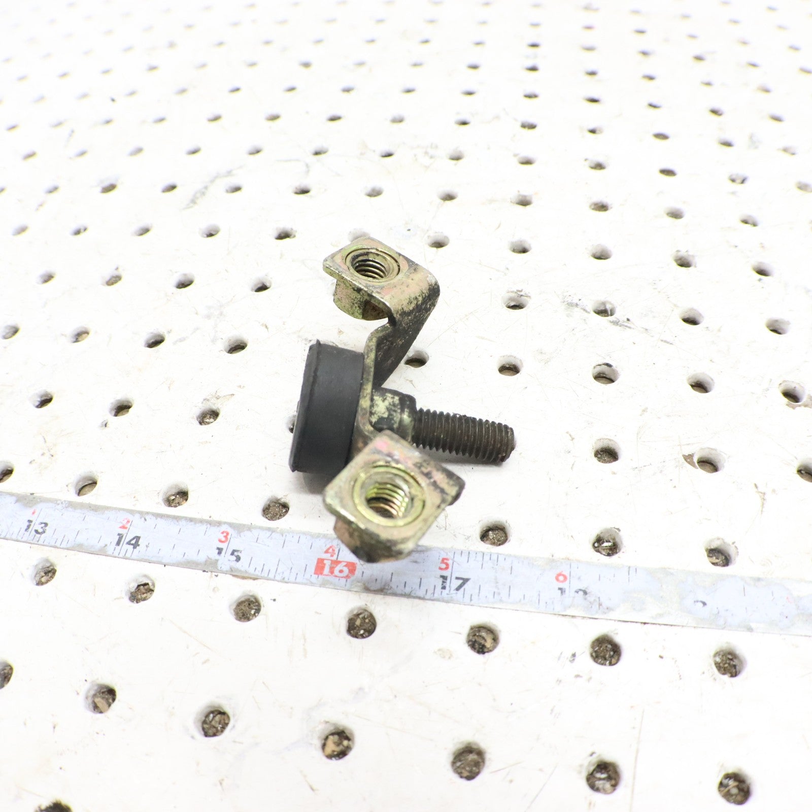 2007 Polaris Iq 600 Motor Engine Mount TORQUE ARM 1015728; 3021354 