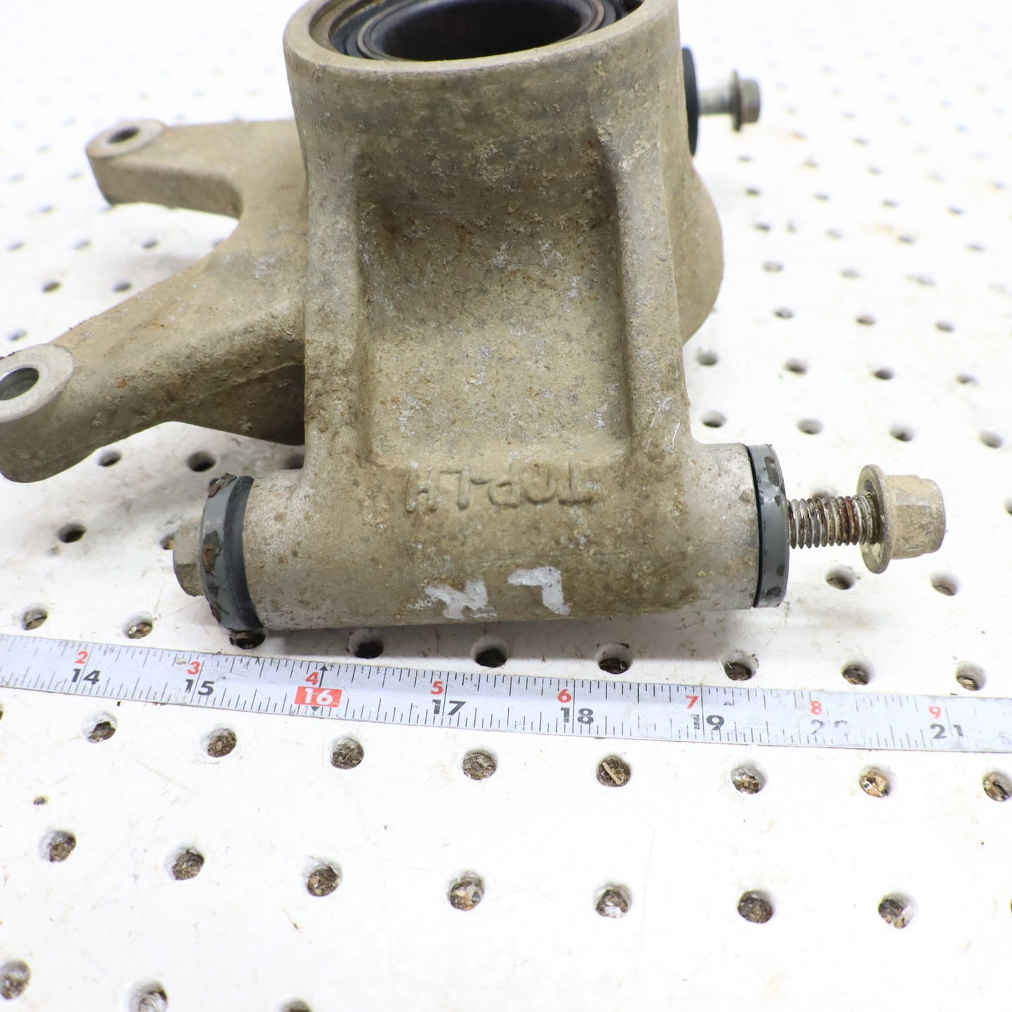 2009 Polaris Sportsman Xp 850 Bearing Carrier Knuckle Rear 5136105