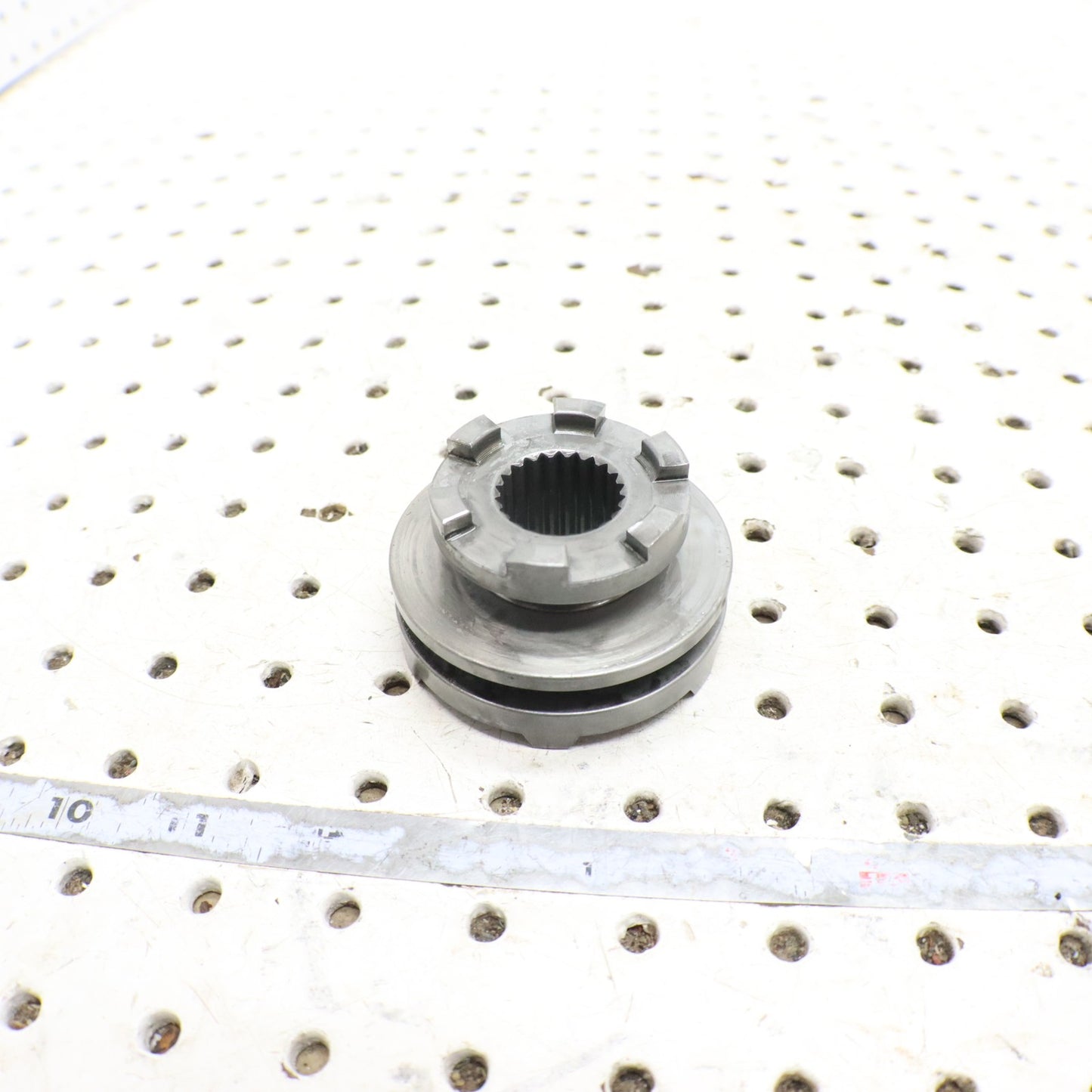 2004 Polaris Sportsman 500 Transmission Gearcase Engagement Dog 3234069 3234257