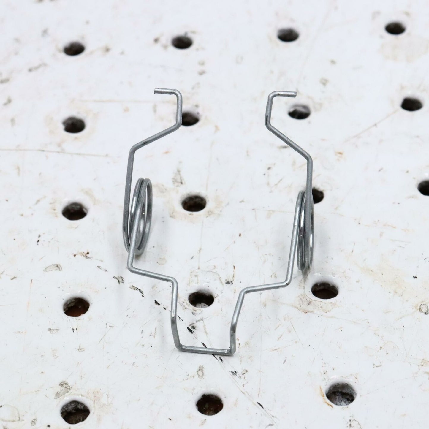 2007 POLARIS IQ 600 LIGHT BULB REATINER 5247526; 044036
