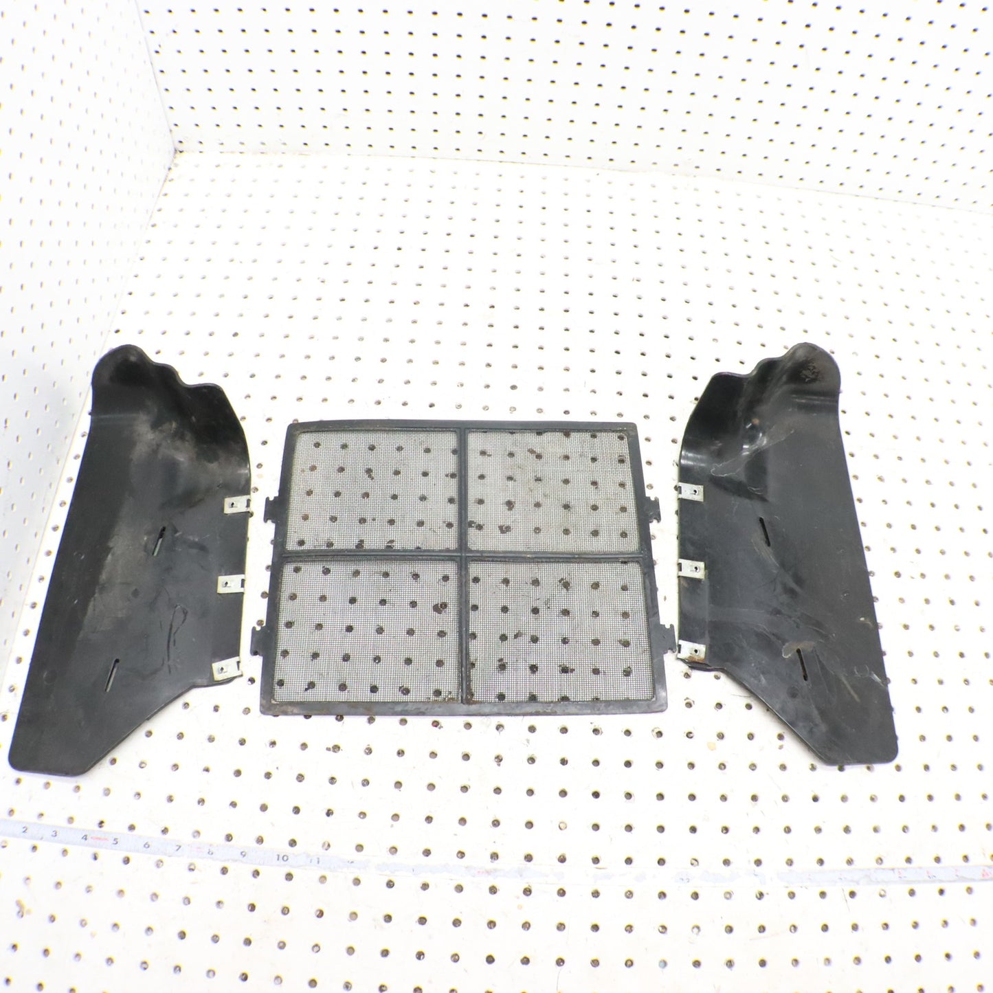 1995 Polaris Xplorer 400 Radiator Cover Screen 5431760 5431814  5431815