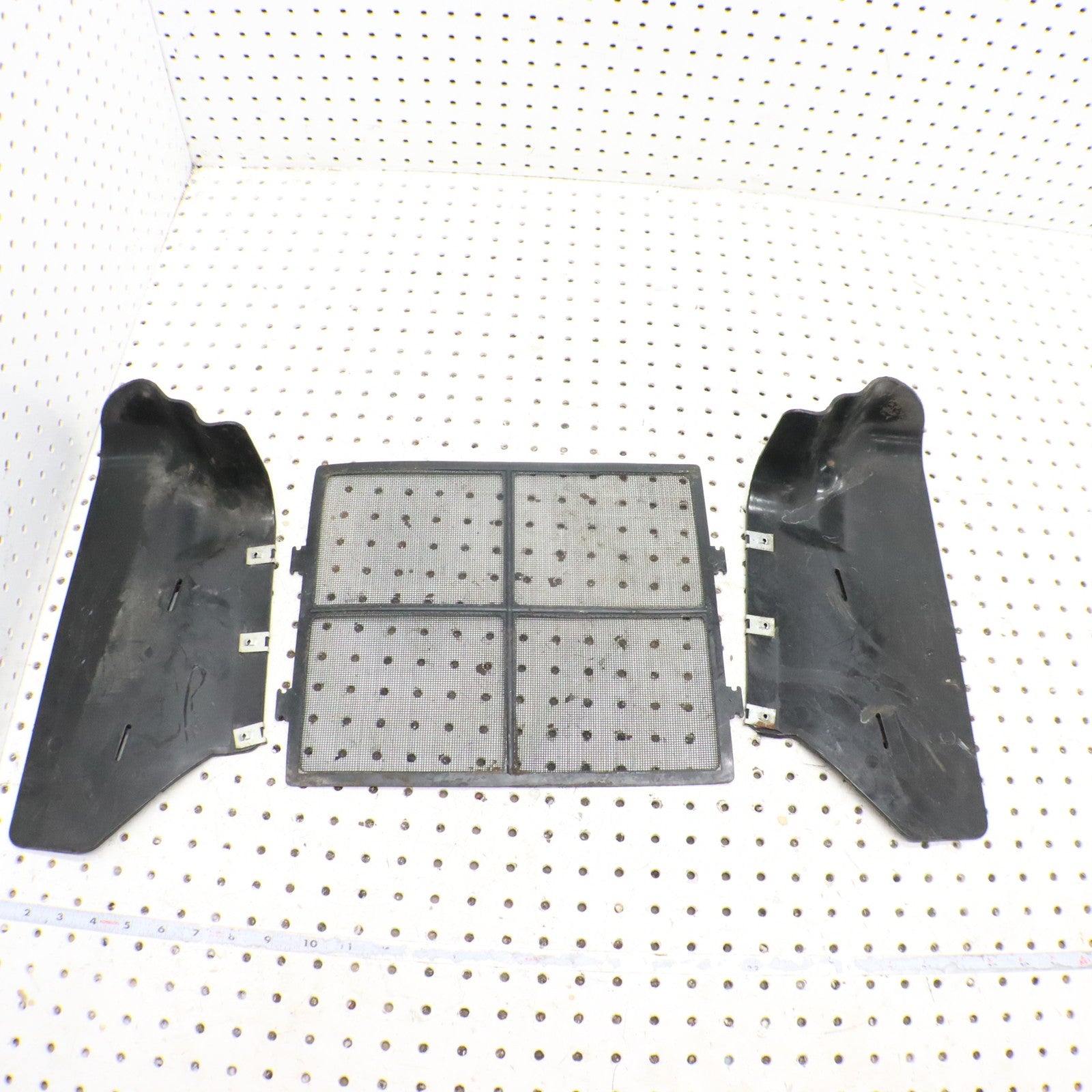 1995 Polaris Xplorer 400 Radiator Cover Screen 5431760 5431814  5431815