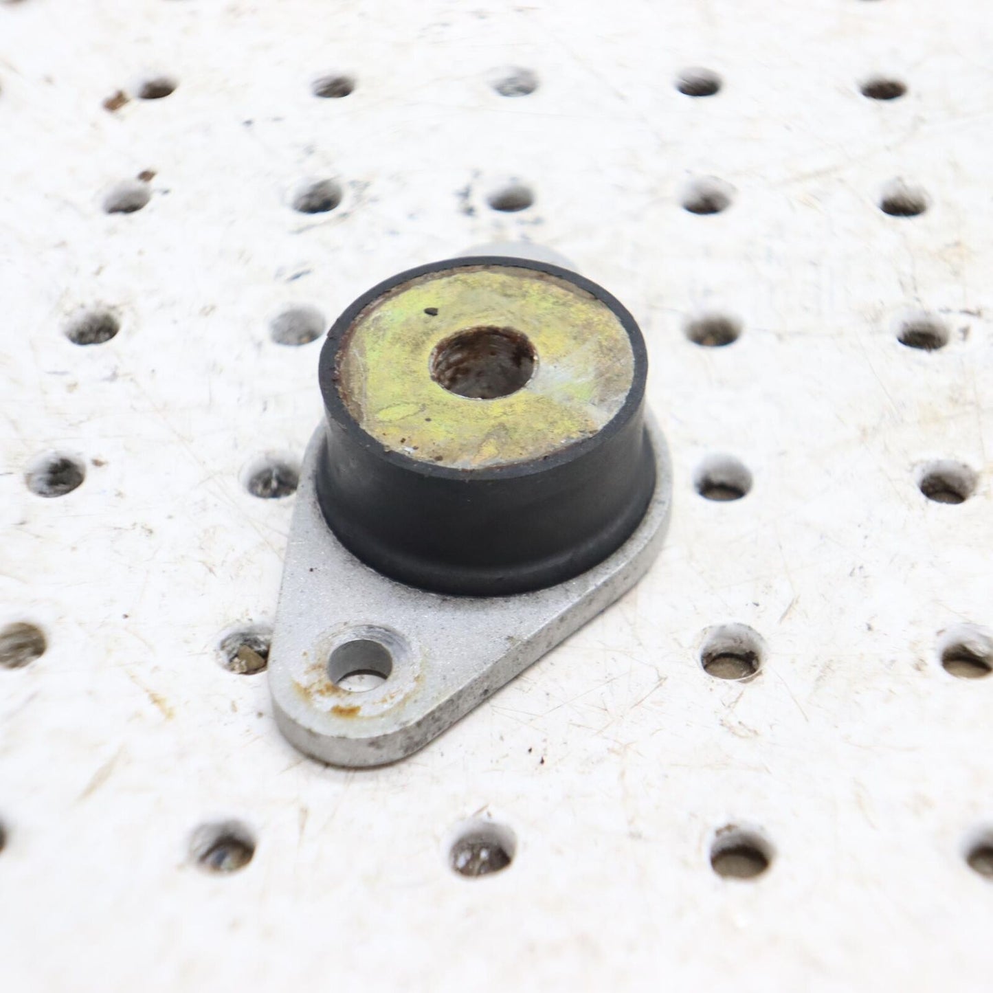 2015 POLARIS SWITCHBACK 800 MOTOR ENGINE MOUNT 3022713; 3023293