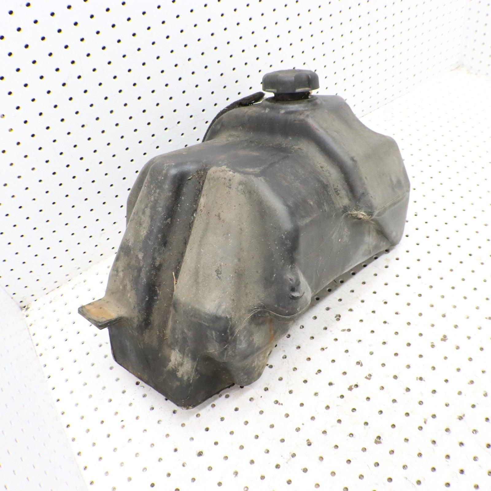 2003 Polaris Sportsman 600 Fuel Tank Gas Tank 2520203 2520363