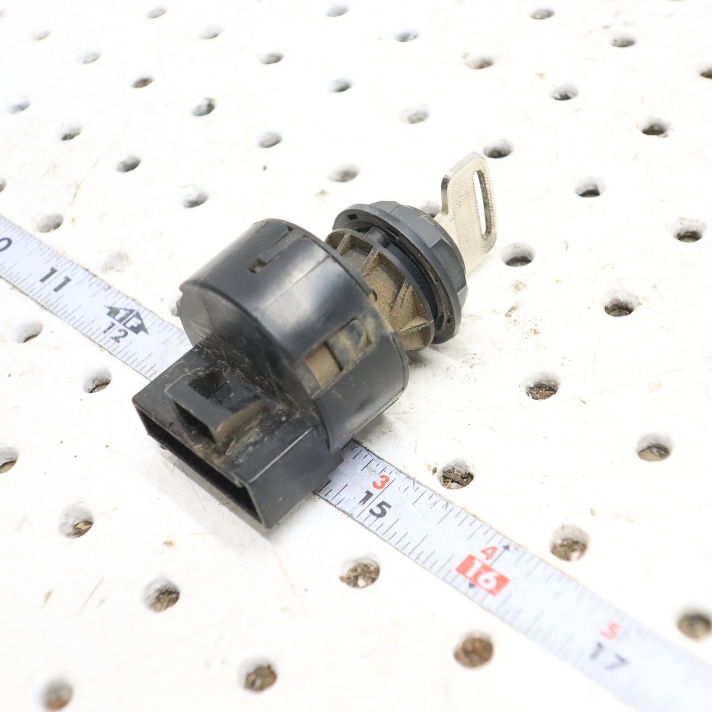2009 Polaris Rzr 800 Ignition Key Switch 4012165; 4081556