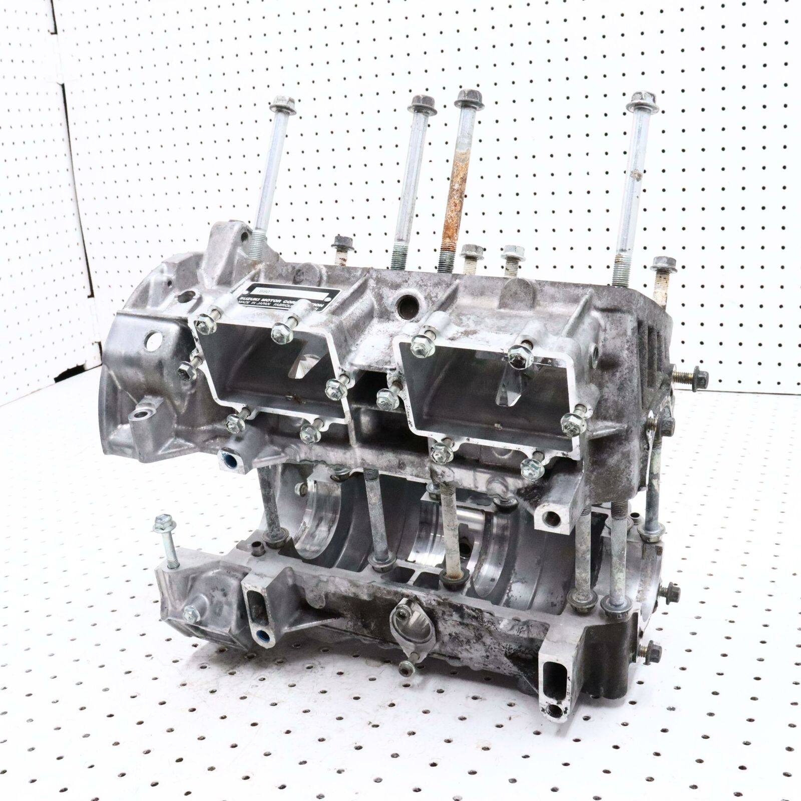 2009 ARCTIC CAT M8 ENGINE MOTOR CASE CASES 3007-526