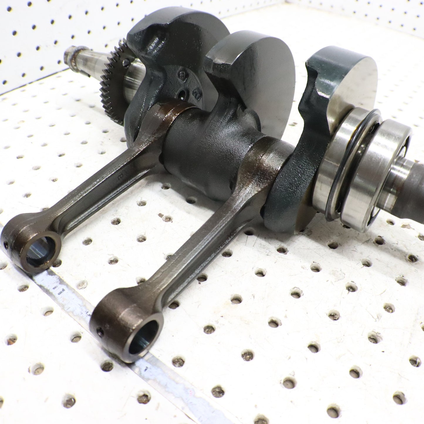 2003 Polaris Sportsman 600 Crankshaft Crank Shaft 2202362  CORE