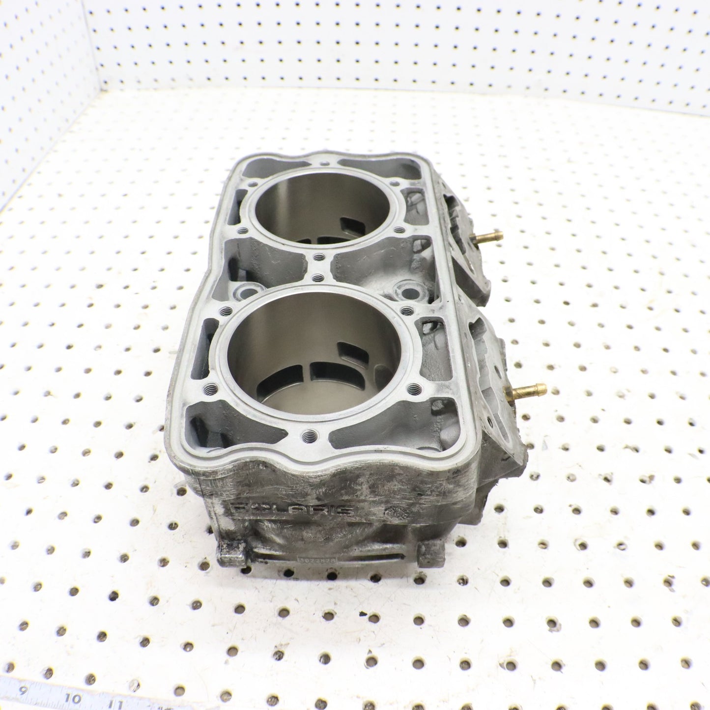 2017 Polaris Pro Rmk 800 Cylinder Jug 3022828 GOOD!