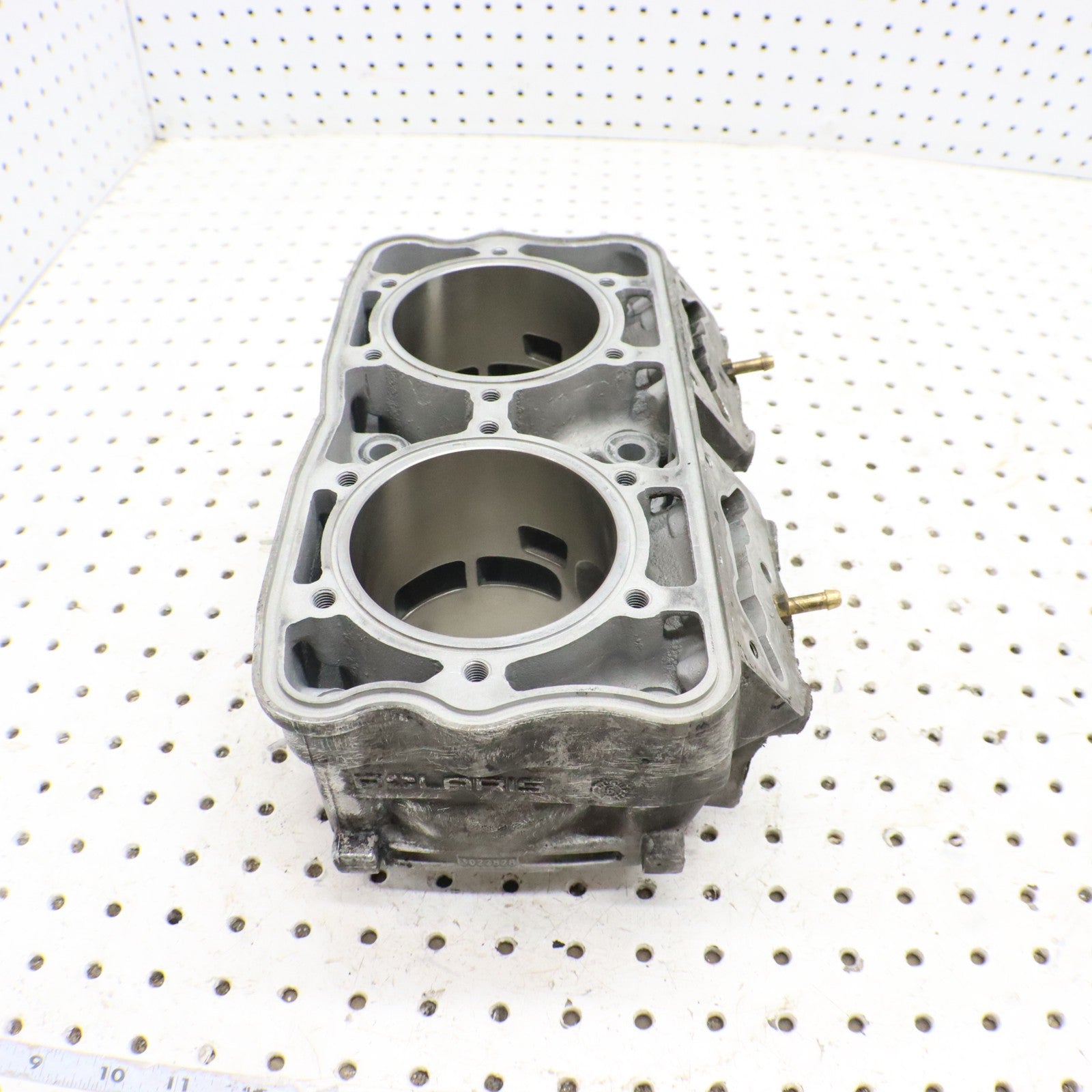 2017 Polaris Pro Rmk 800 Cylinder Jug 3022828 GOOD!