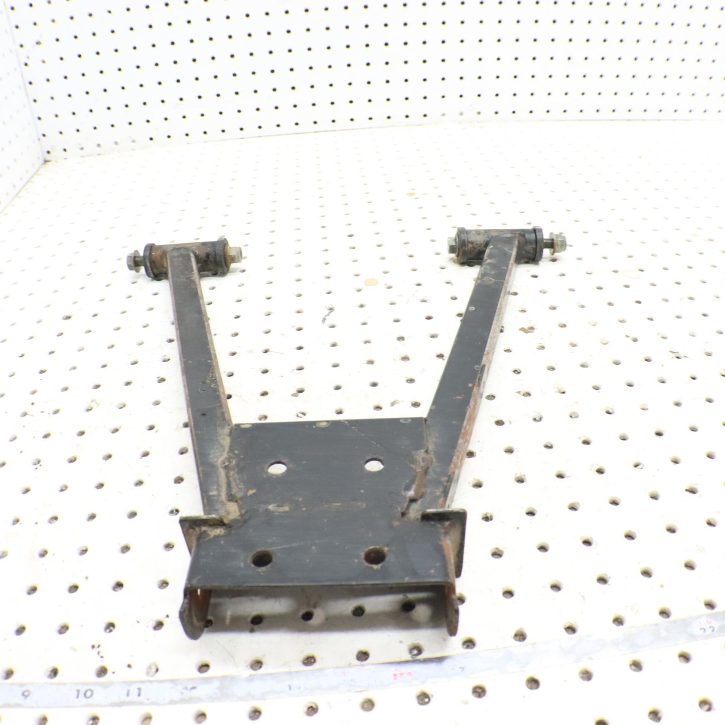 2013 Polaris Ranger 800 Lower Left Rear Control A Arm  1018185-458