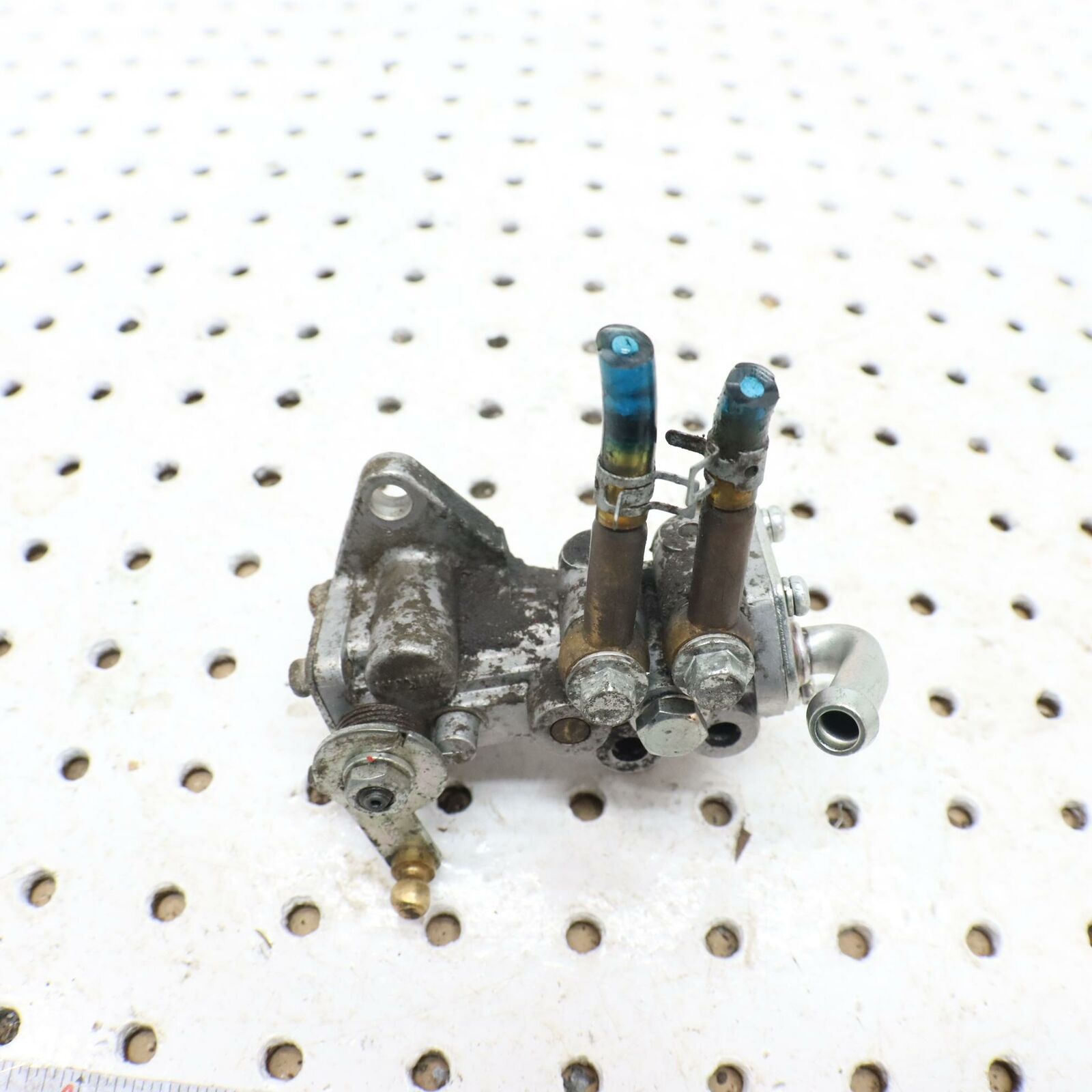 2008 ARCTIC CAT F6 OIL PUMP Pump, Oil 3007-444 BENT INLET TUBE
