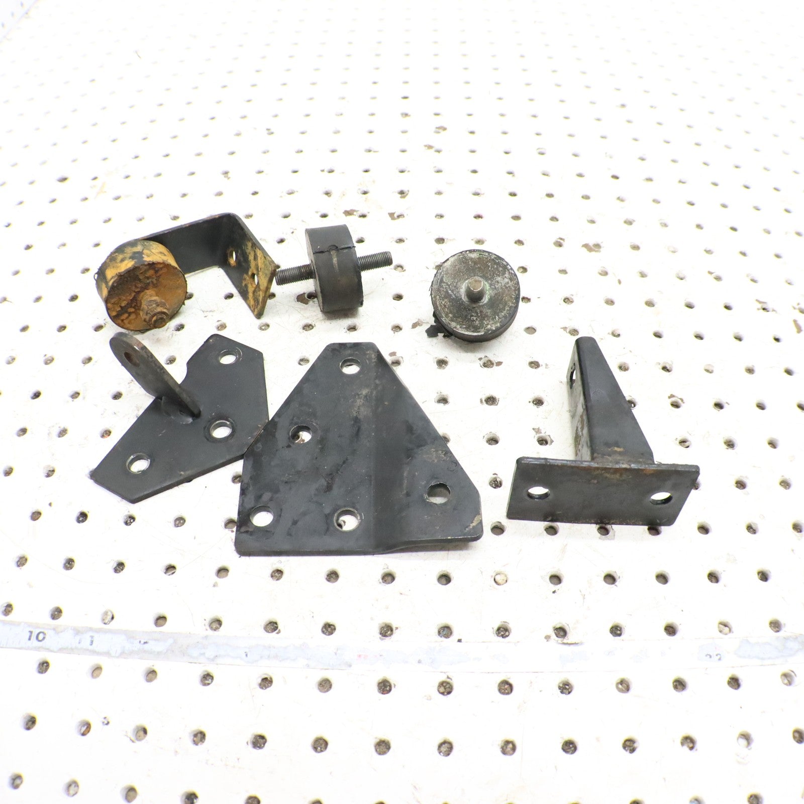 1998 Polaris Xplorer 400l Engine Motor Mounts 1040532 1040231 5240542 5241801