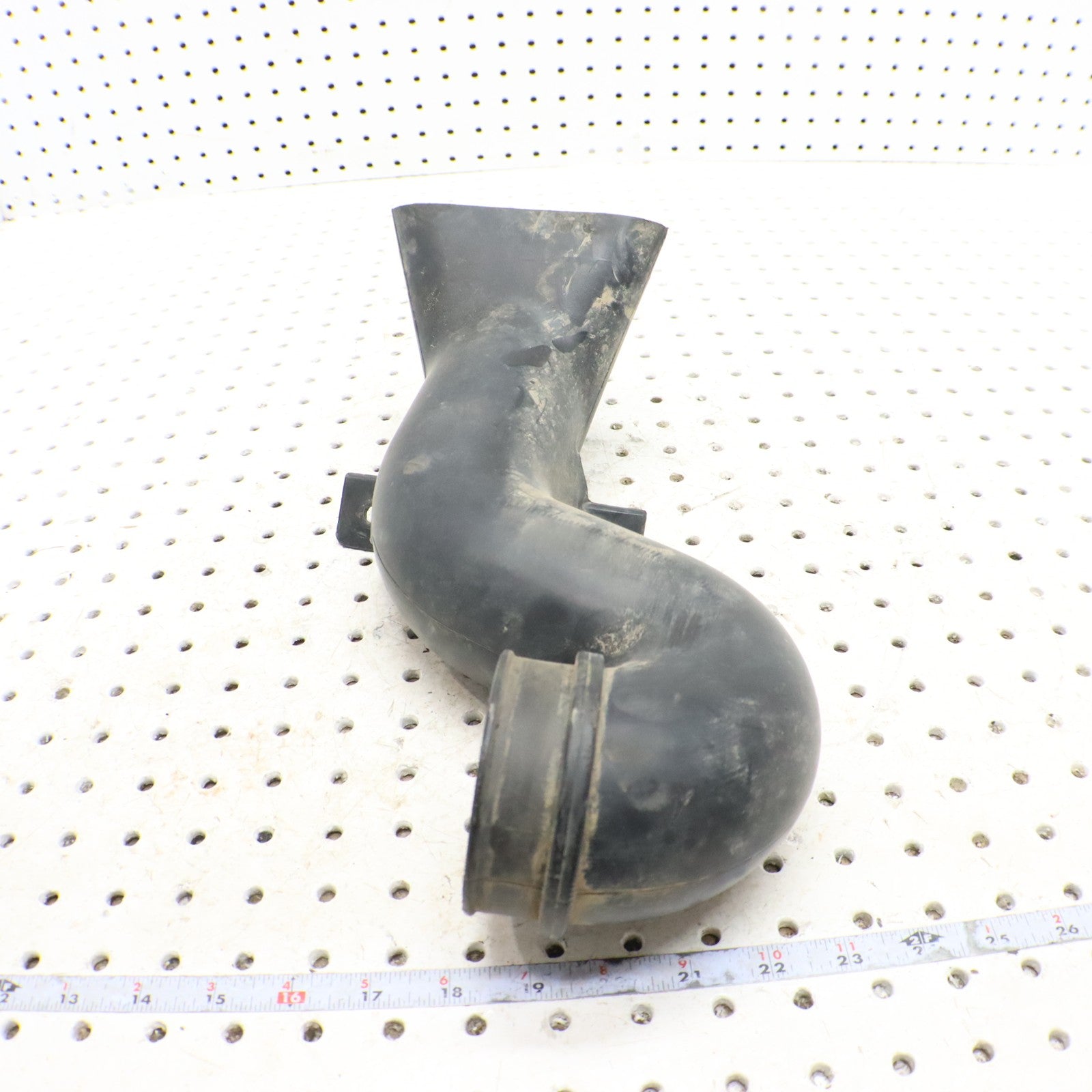2009 Polaris Rzr 800 Clutch Outlet Duct  5436568