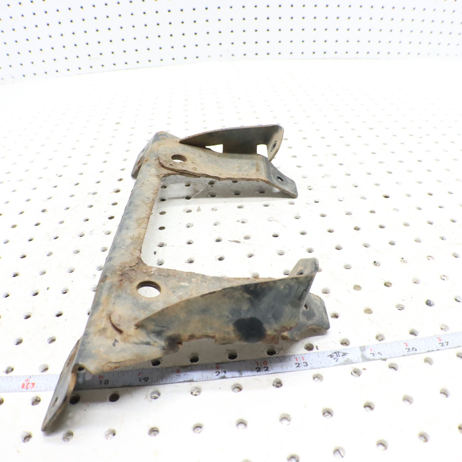 2009 Polaris Rzr 800 Lower Radiator Bracket 1015842-458; 5253550