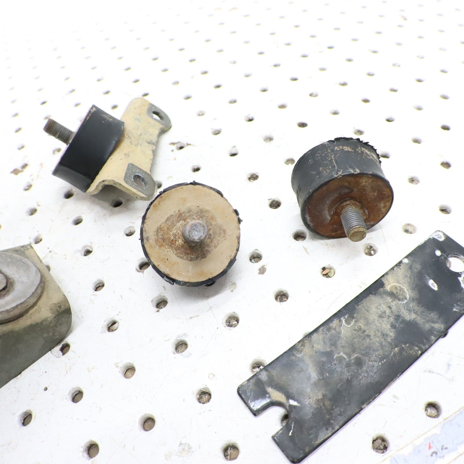 2012 Polaris Sportsman 500 Engine Motor Mounts 5242674; 5254430; 5224658-067
