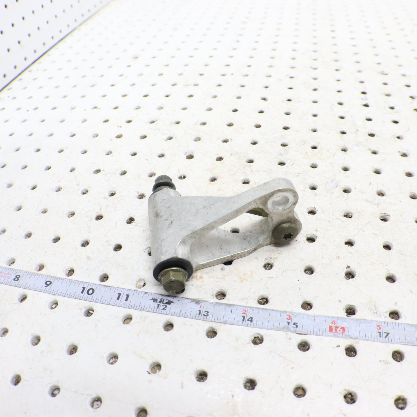 2016 Polaris Rush 800 Idler Steering IDLER ARM ASSEMBLY 1824419 