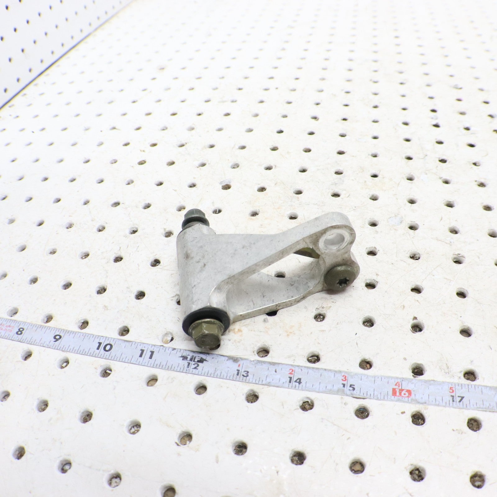 2016 Polaris Rush 800 Idler Steering IDLER ARM ASSEMBLY 1824419 