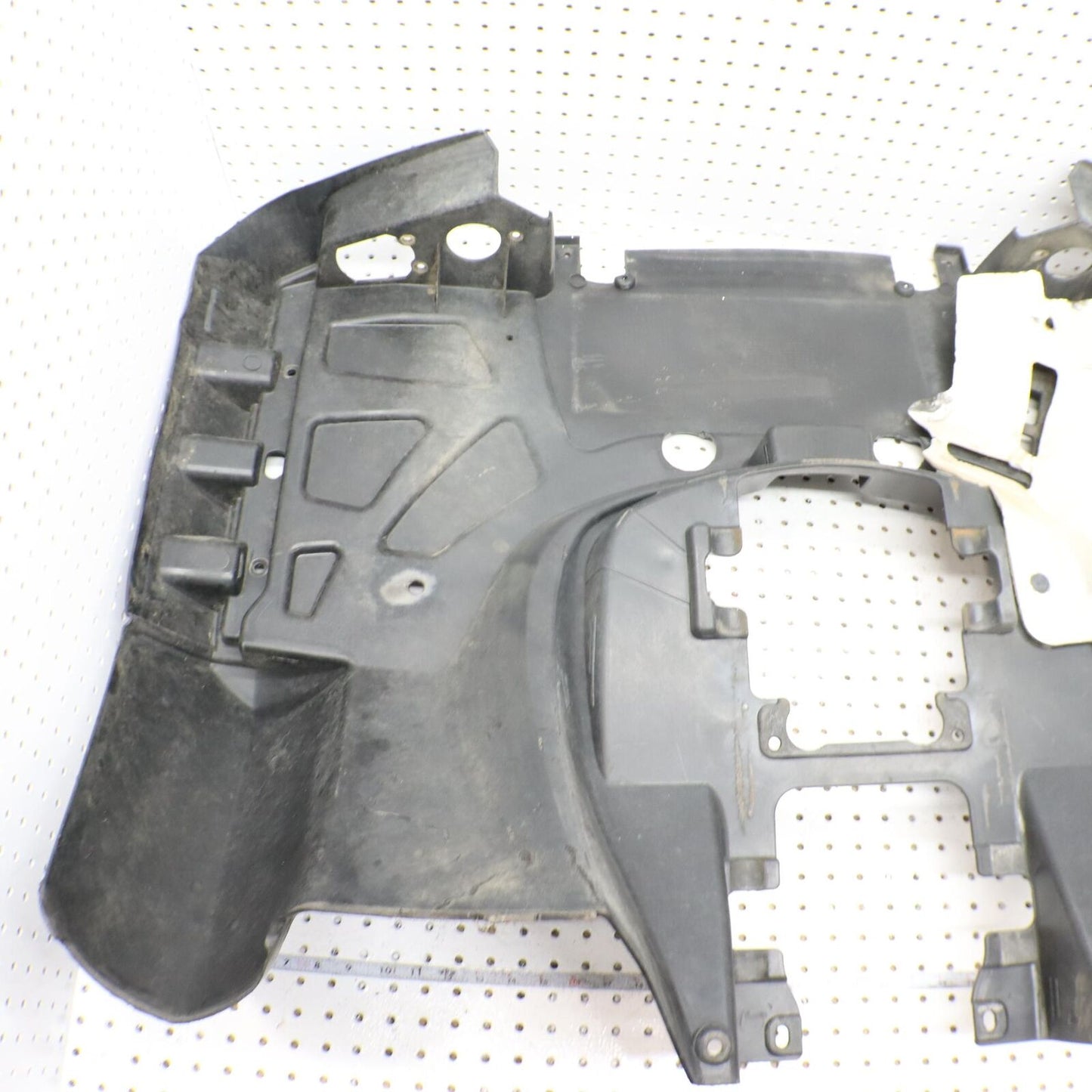 2013 POLARIS SPORTSMAN 550 REAR FENDER CAB 2635037-464 2637271-464