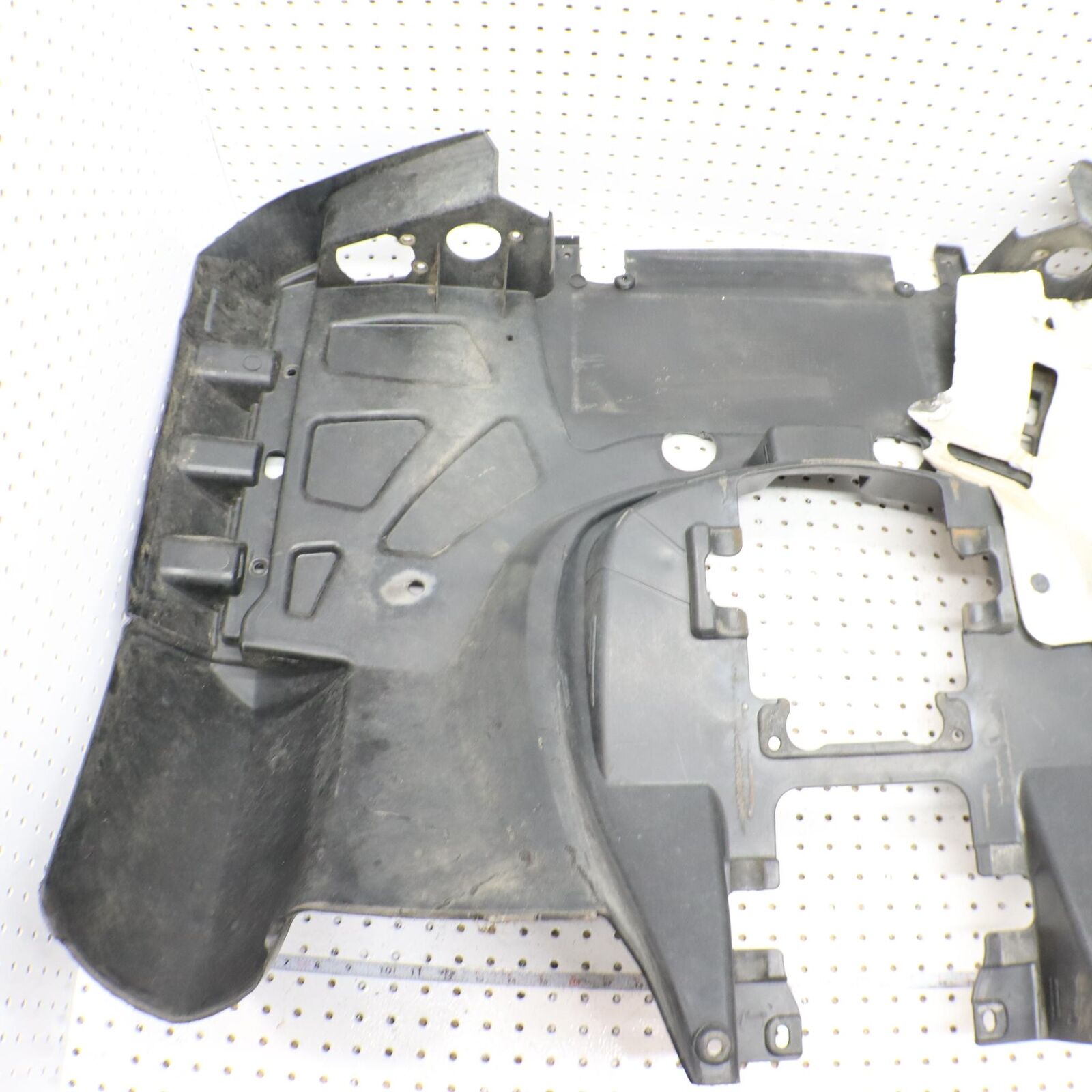 2013 POLARIS SPORTSMAN 550 REAR FENDER CAB 2635037-464 2637271-464