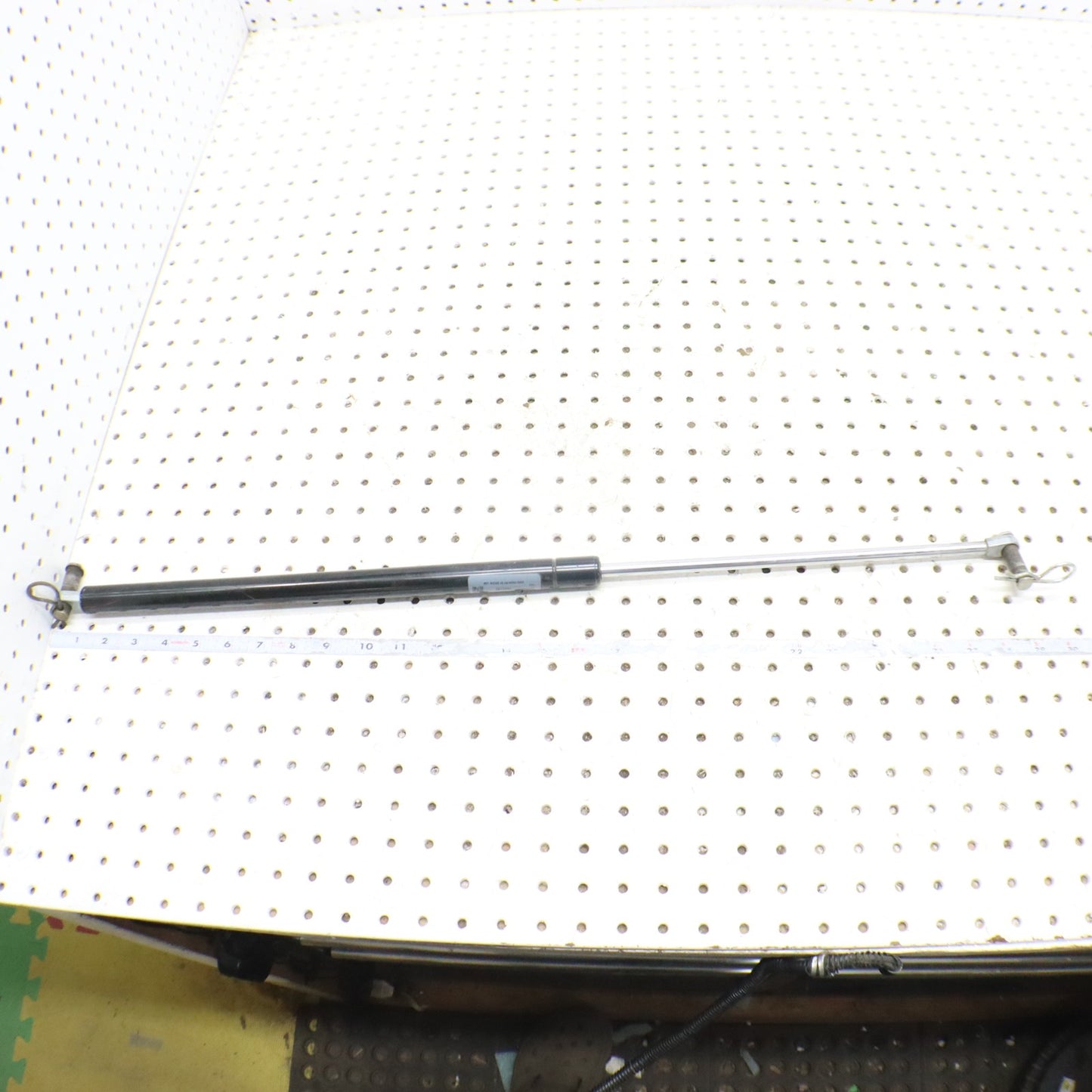 2013 Polaris Ranger 800 Box Gas Strut Dump Strut 7043187