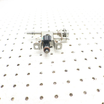 2014 Polaris Sportsman 570 Fuel Injector & FUEL RAIL 2521403 ; 2521068