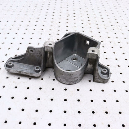 2006 POLARIS CLASSIC 700 ENGINE MOTOR MOUNT BRACKET 5134871